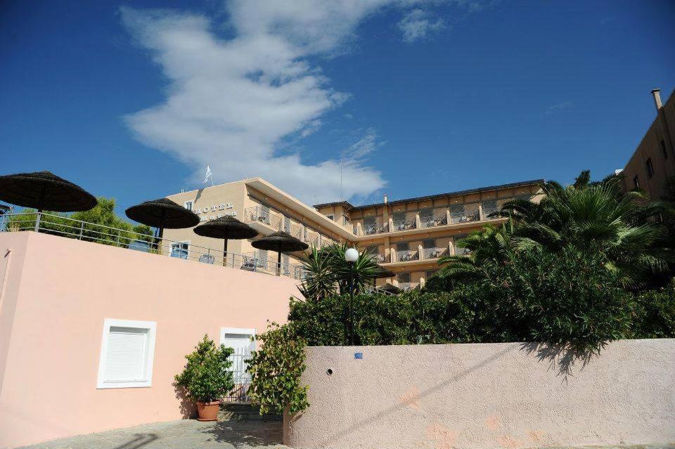 Hotel Magda Agía Marína Exterior foto