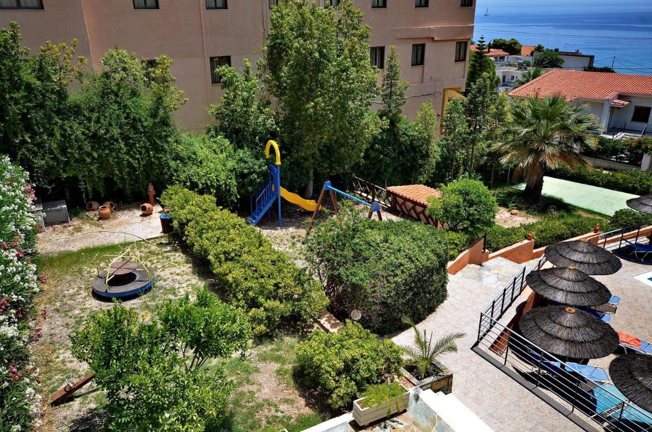 Hotel Magda Agía Marína Exterior foto